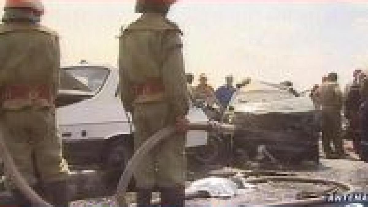 grav accident pe autostrada soarelui un mort si 12 raniti video si galerie foto