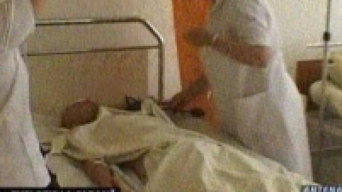 Explozie la o cabană din Bacău. 1 mort şi 8 răniţi <font color=red>(VIDEO)</font>