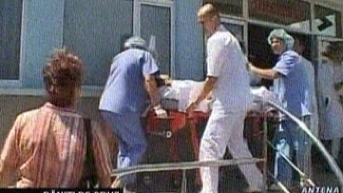 un tanar ranit de explozia obuzului de la comanesti in stare grava