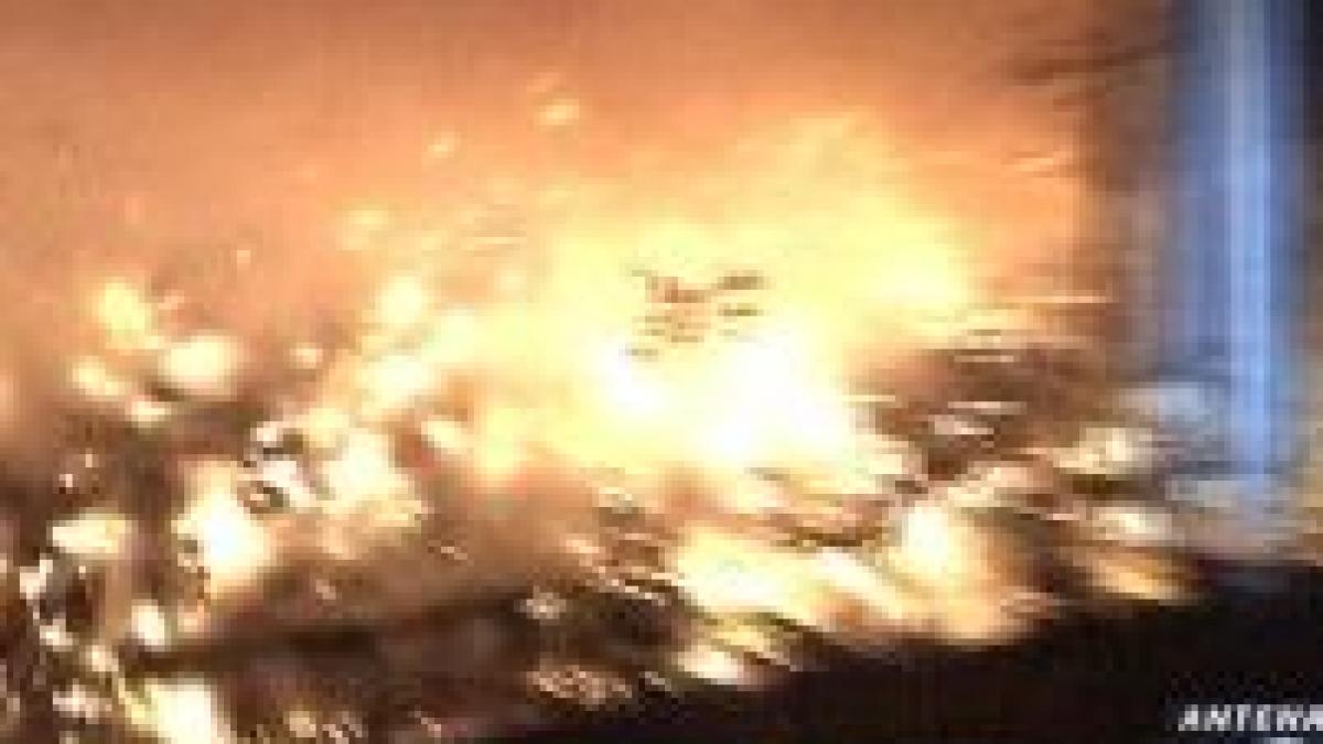incendiu de proportii la groapa de gunoi glina video