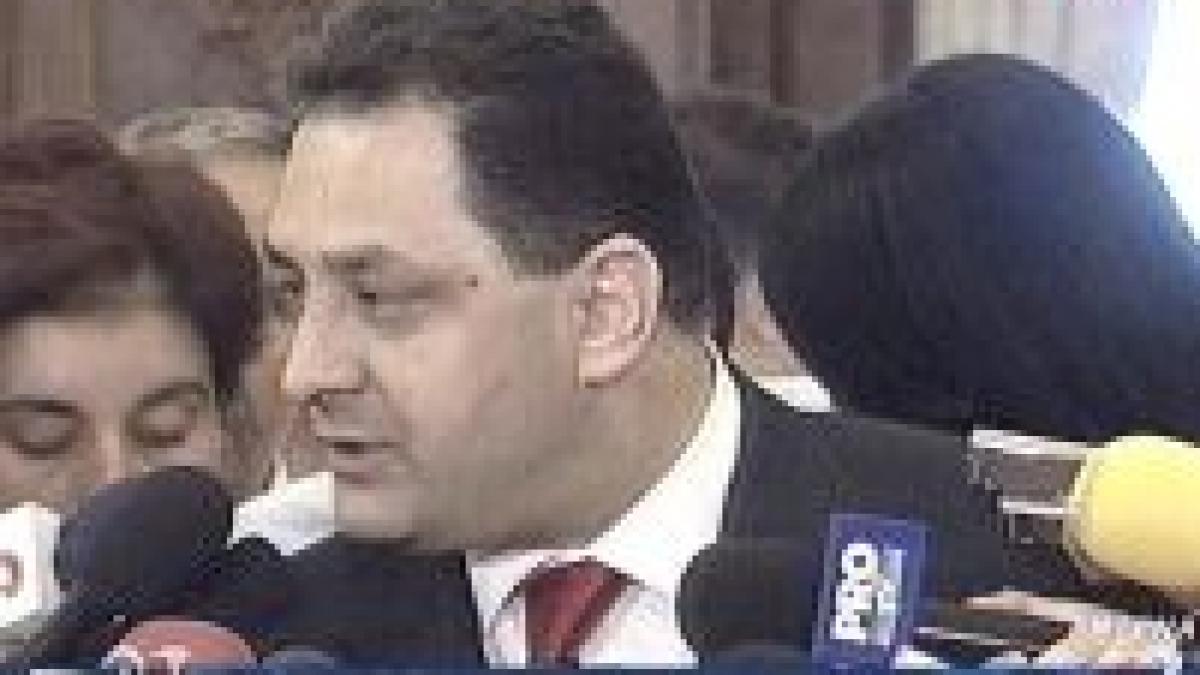 geoana i a obligat pe vanghelie si dancu sa faca pace