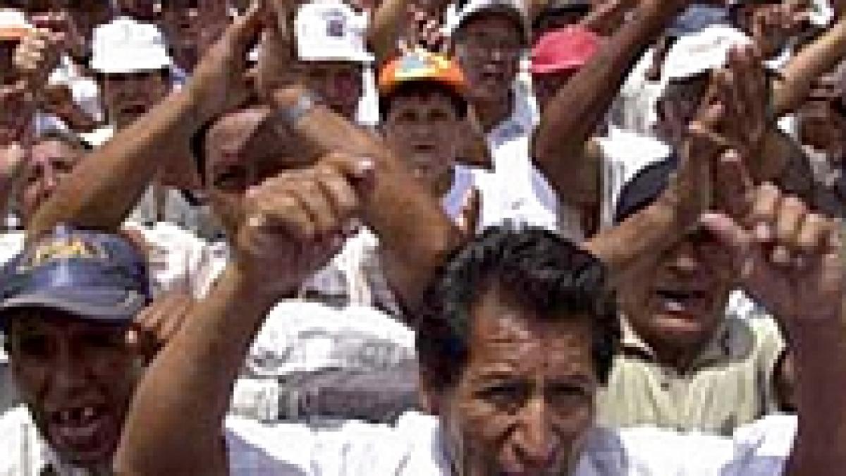 peru protestele au paralizat intreaga tara