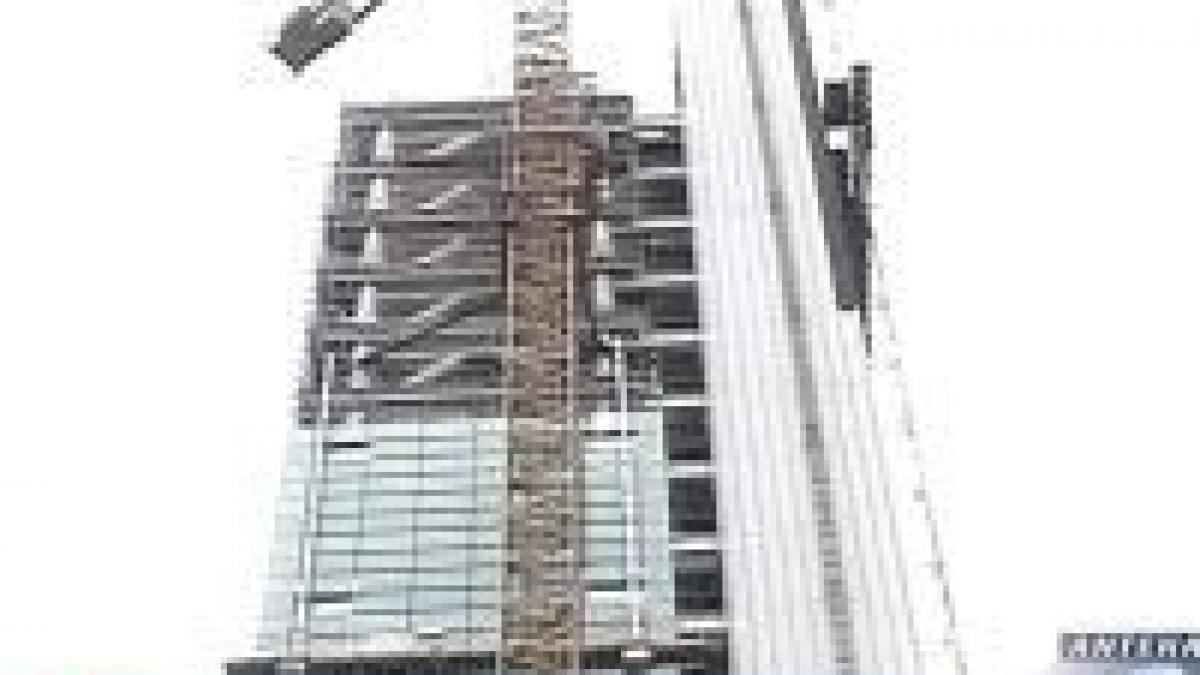 un roman a murit in italia intr un accident de munca