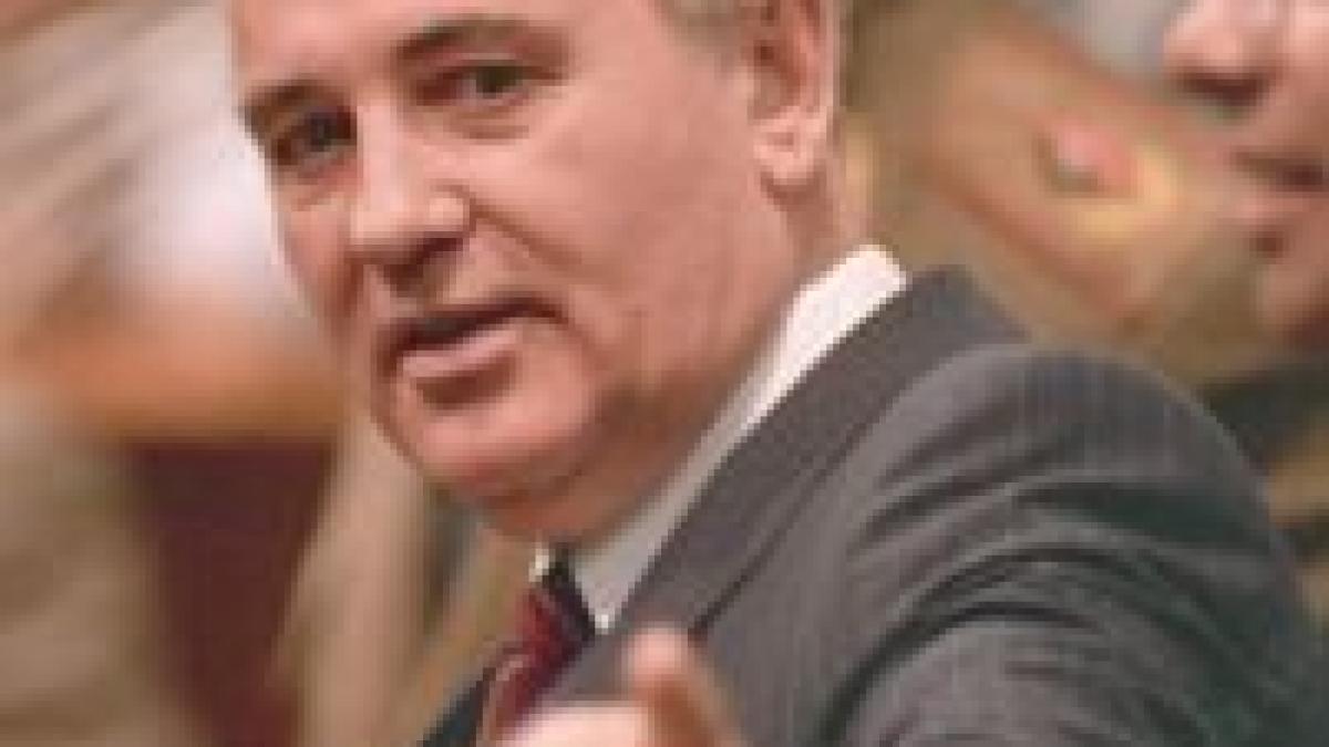 gorbaciov ii acuza pe americani de cresterea violentelor in lume