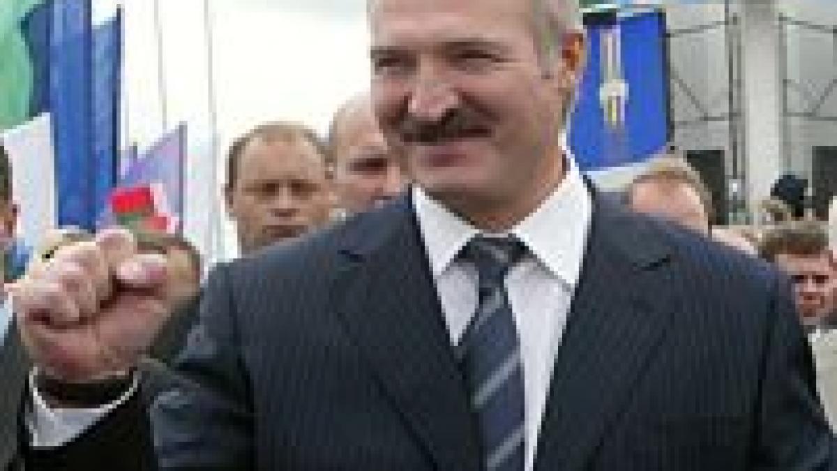 Lukaşenko vrea să controleze internetul  