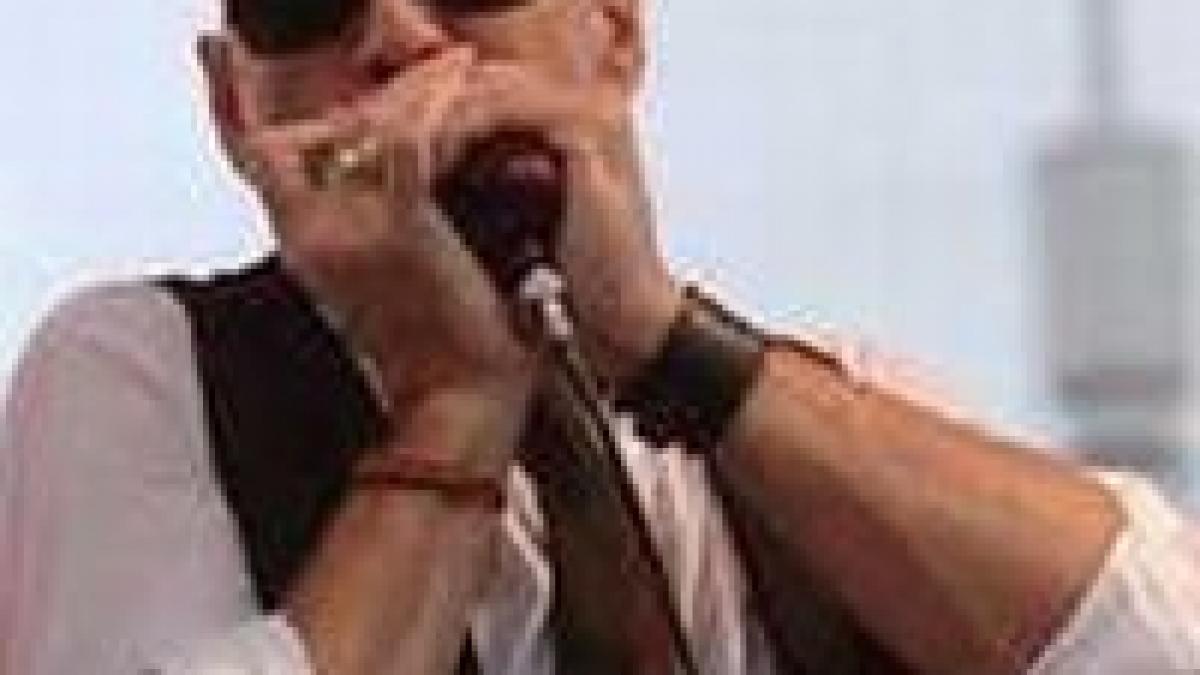 bruce willis in concert la centrul spatial kennedy video