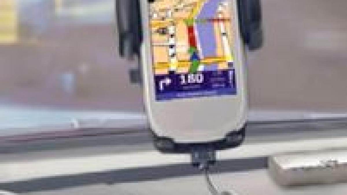 soferi pacaliti de gps uri piratate