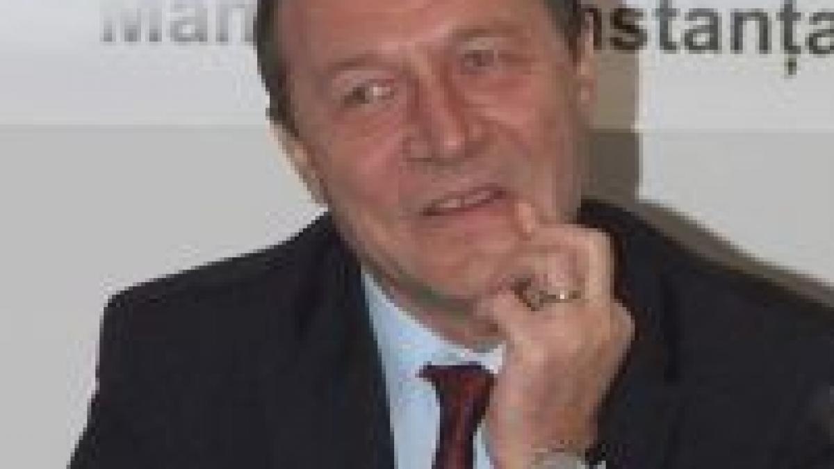 basescu pierde 5 din incredere intr o luna