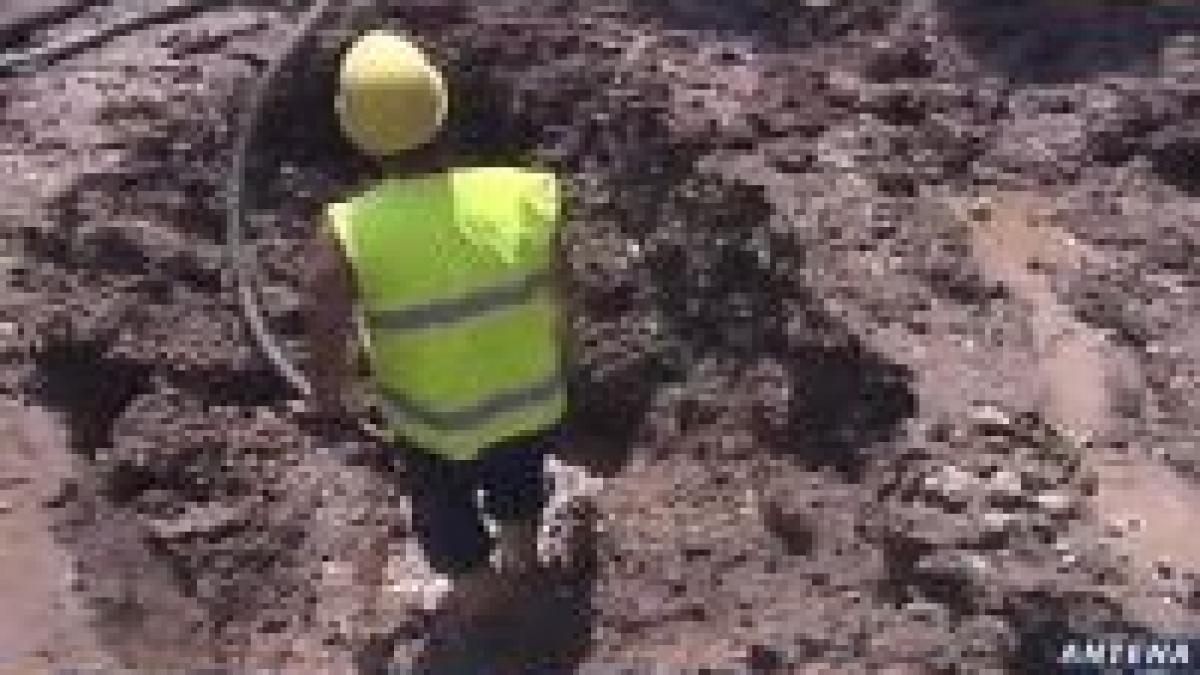 O stradă din sectorul 2 al Capitalei s-a surpat