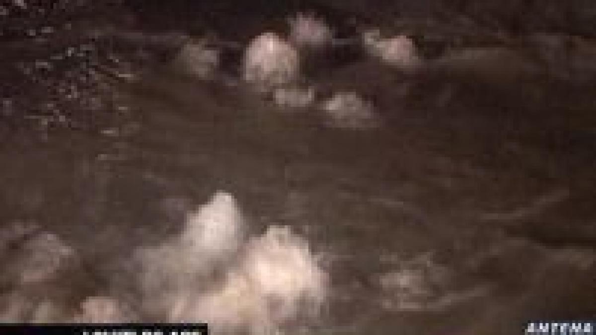 locuitorii zonelor inundate vor fi vaccinati