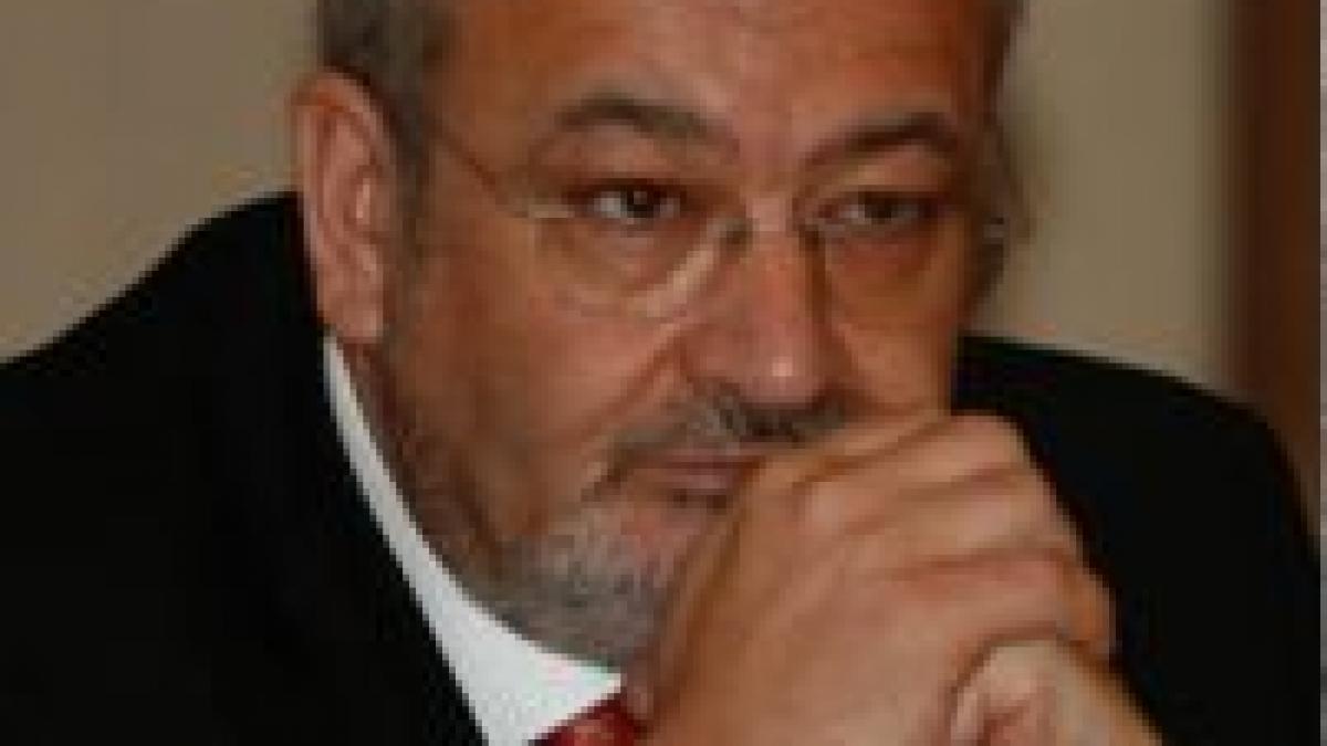 liberalii isi intrerup vacanta pentru sanctionarea lui vladescu