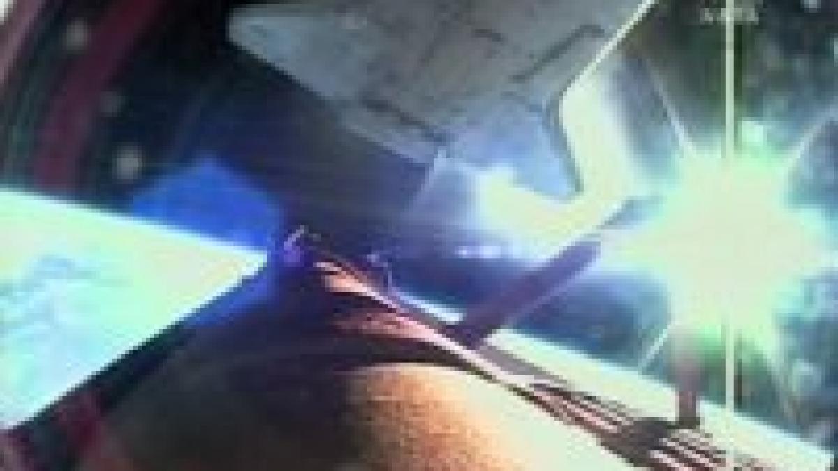 naveta endeavour la statia spatiala internationala