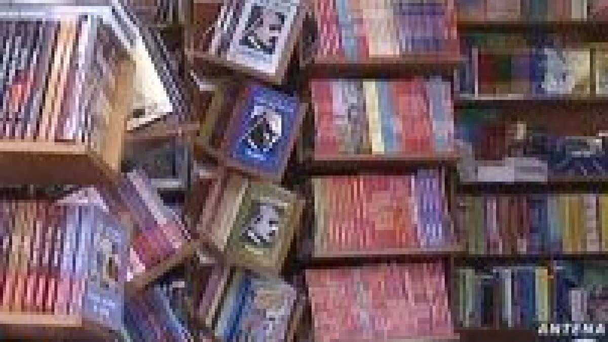 Televizorul şi Internetul i-au îndepărtat pe români de biblioteci