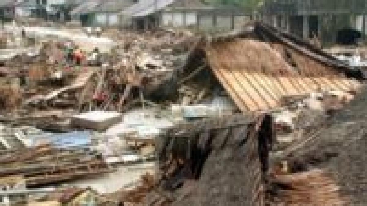 cutremur in peru 387 de morti si 1 050 de raniti video si galerie foto