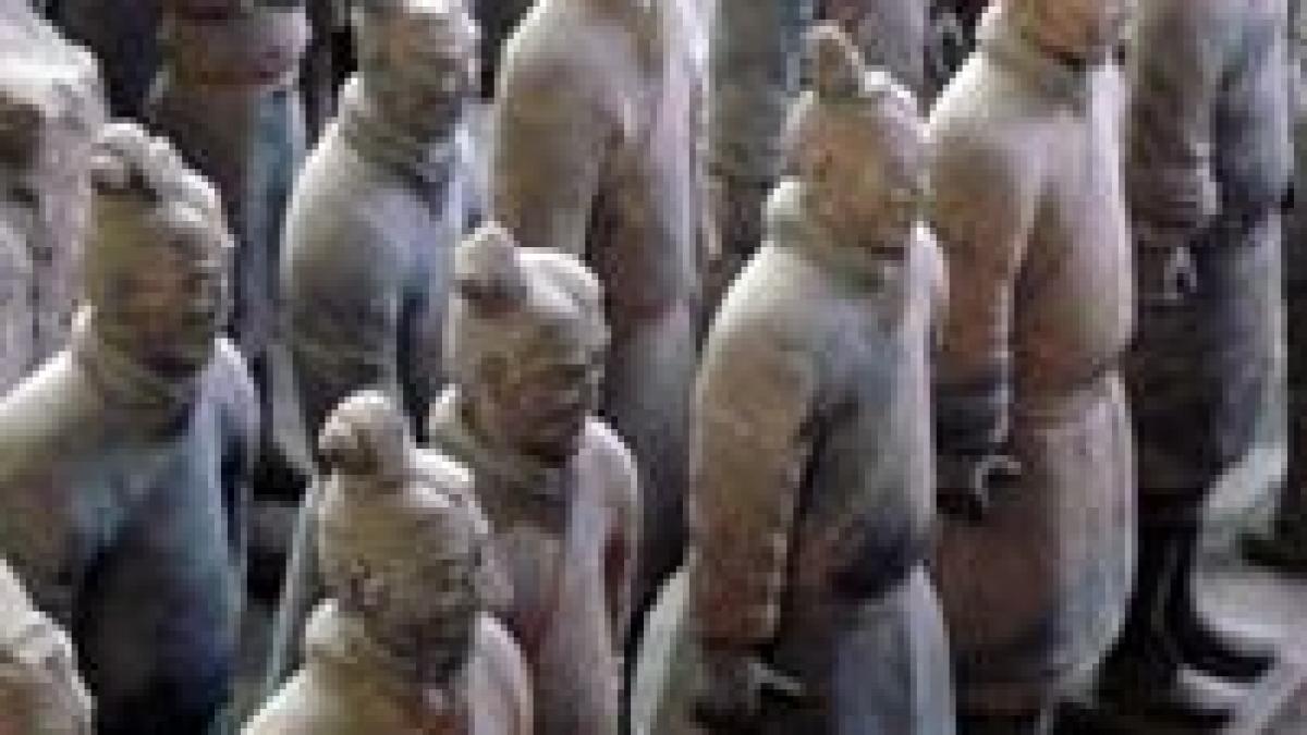 china pune in miscare armata de teracota spre marea britanie