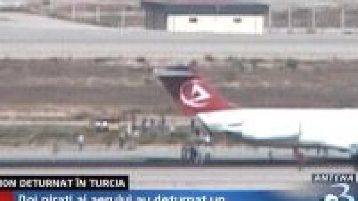 piratii aerului care au deturnat un avion in turcia s au predat video
