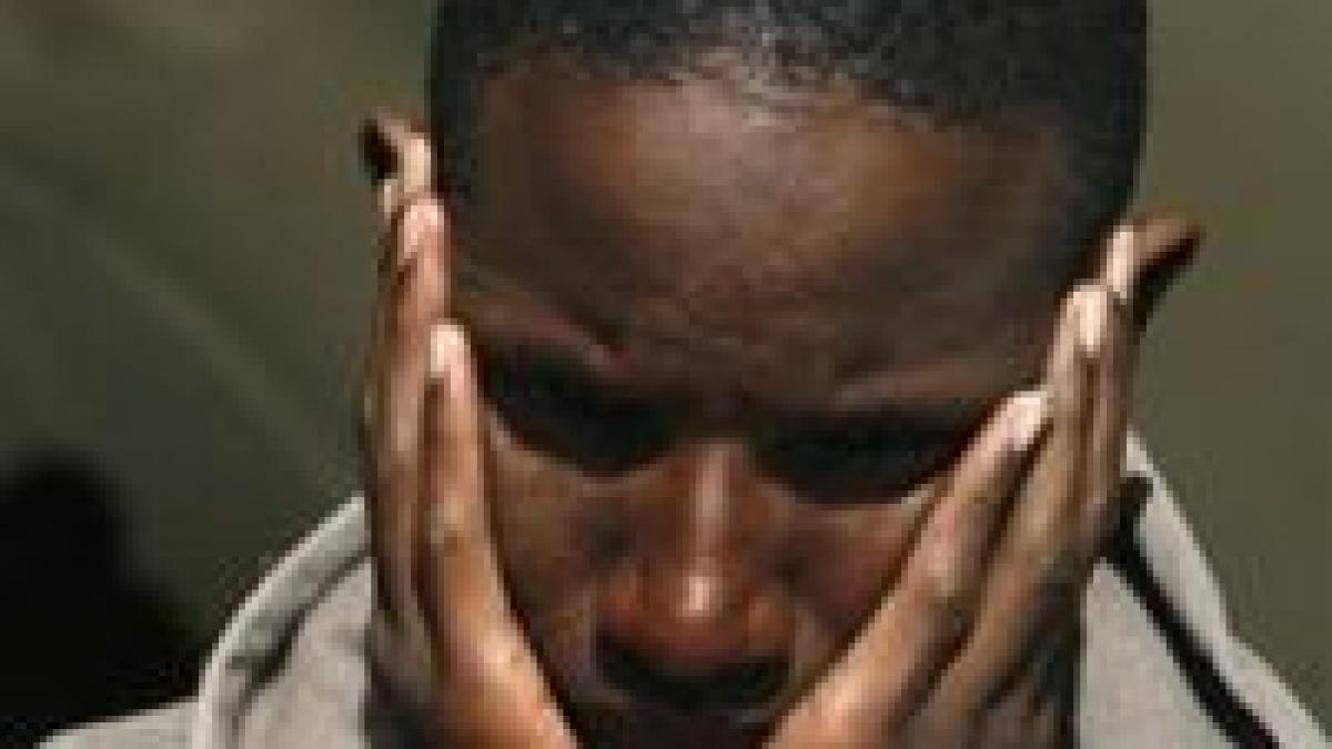 franta guvernul vrea sa scoata din tara 25 000 de imigranti ilegali