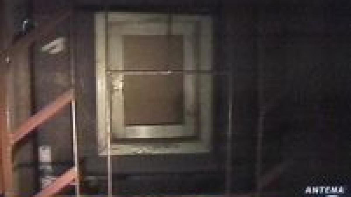 Lămpaşul şi lanterna, surse de iluminare în gări

