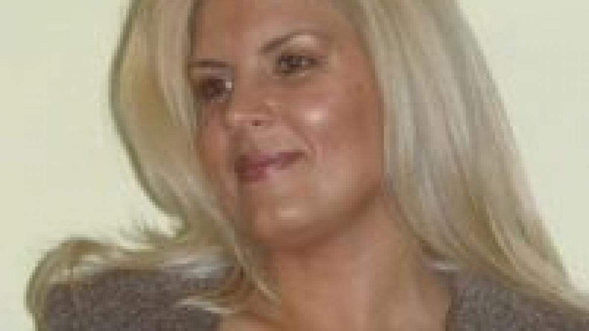 elena udrea isi face blog