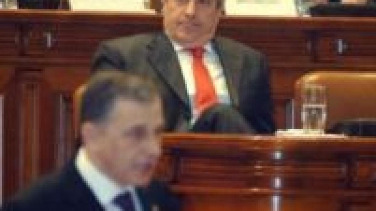 Pesediştii, suspectaţi că îşi vor sabota propria moţiune