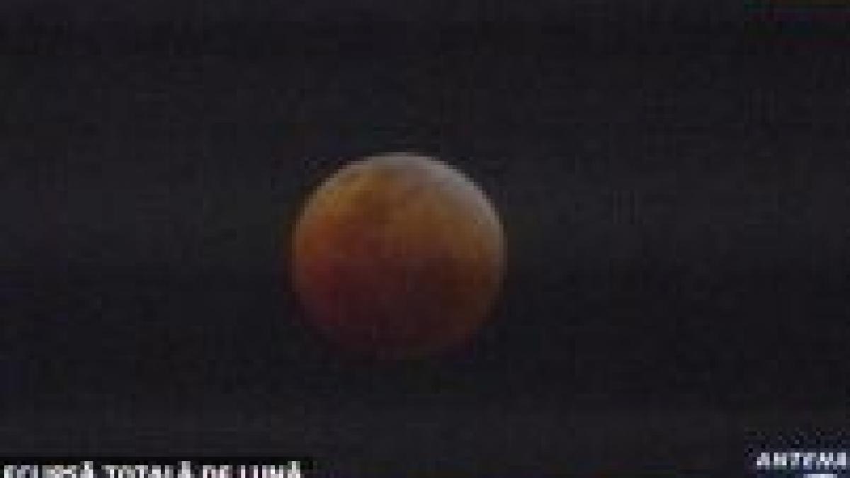 Cea mai lungă eclipsă de lună din ultimii şapte ani 