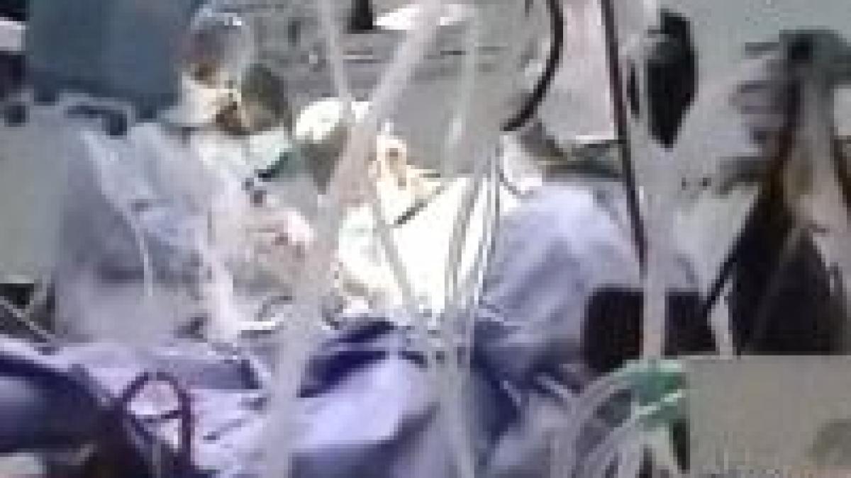 italia zguduita de o grava eroare medicala video