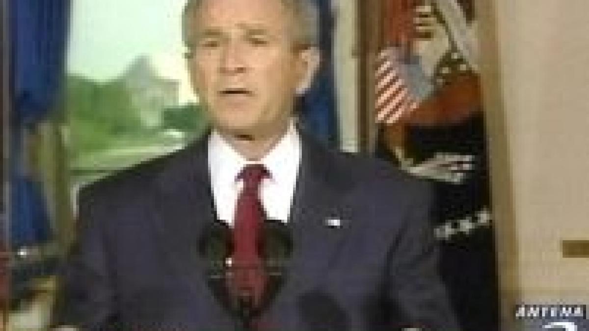 un ofiter a murit in timp ce il escorta pe george bush