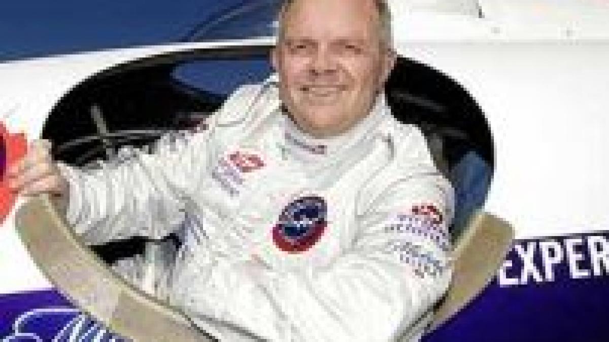 aventurierul steve fossett este dat disparut in nevada
