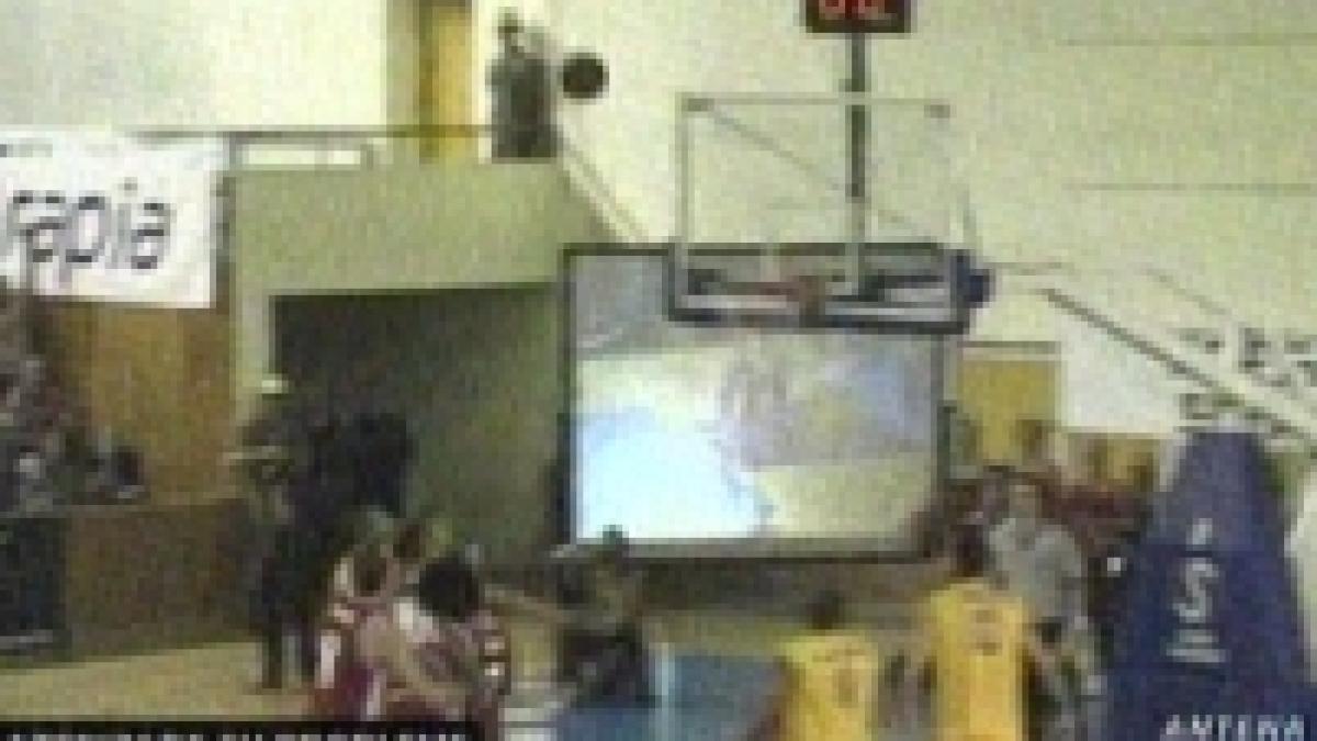 avionul delegatiei romane de baschet la un pas de tragedie