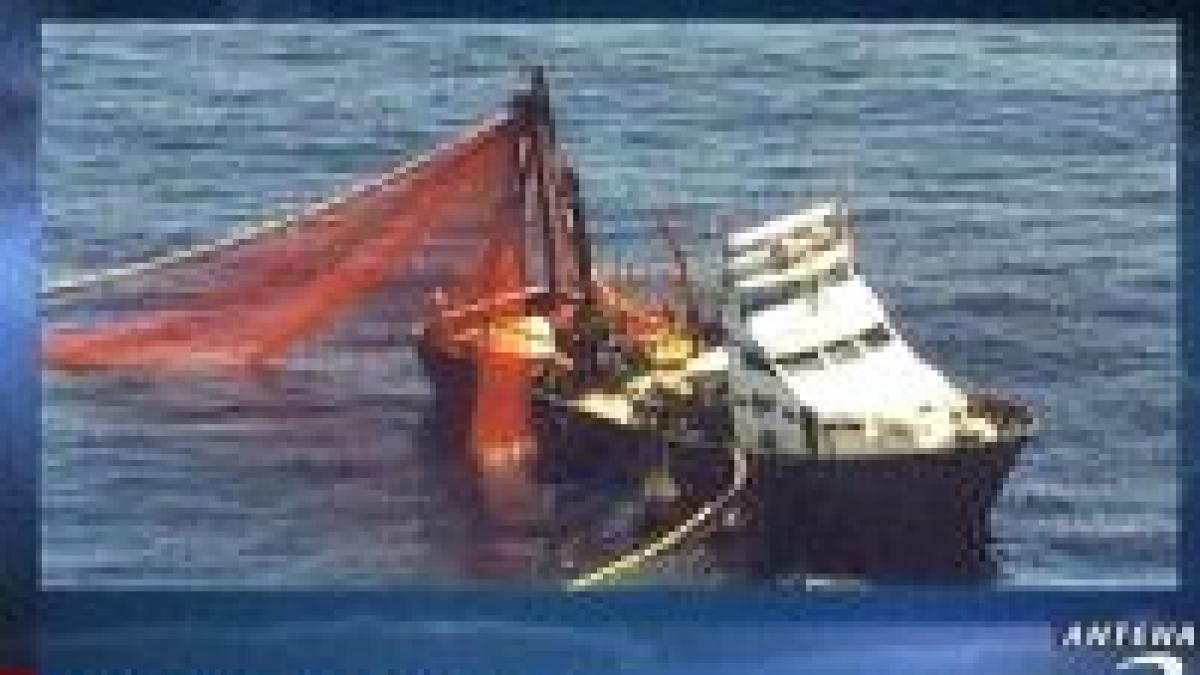 un vas cu deseuri toxice refuzat de spania va ancora in romania video