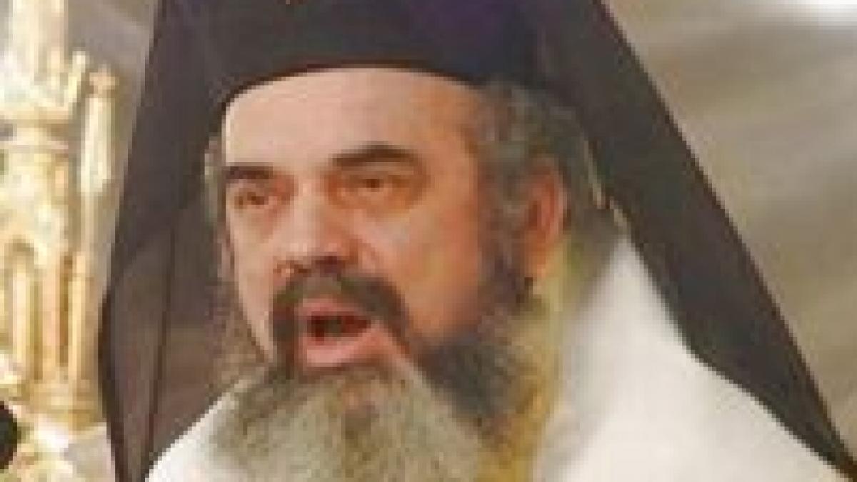 centrul iasiului impanzit cu afise impotriva ips daniel