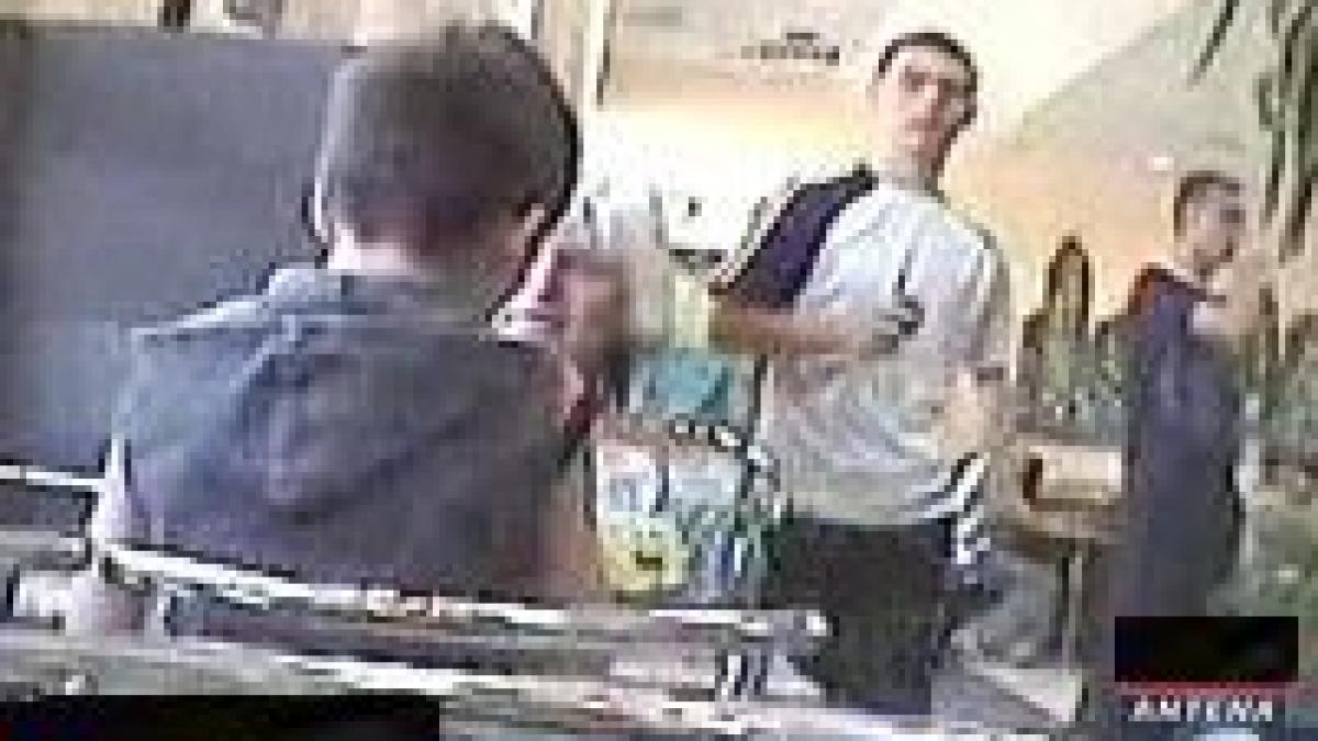 moldova cere urmarirea penala a consulului roman la chisinau