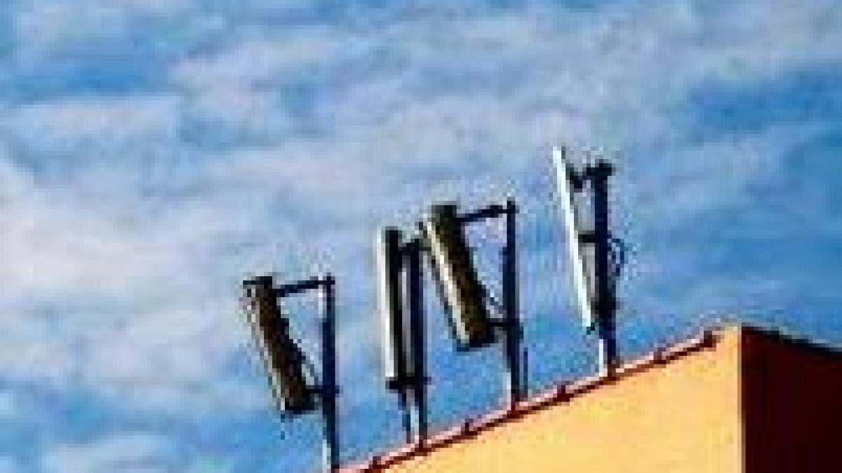 600 000 de bucuresteni expusi radiatiilor emise de antenele gsm