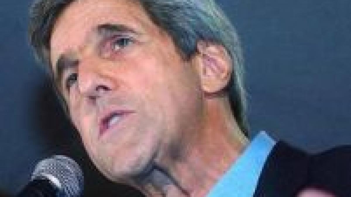 student tratat cu electrosocuri pentru ca a intrerupt discursul lui kerry