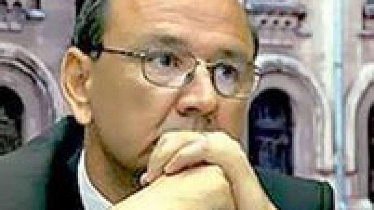 csat a uitat ca fatuloiu trebuia sa plece in sua