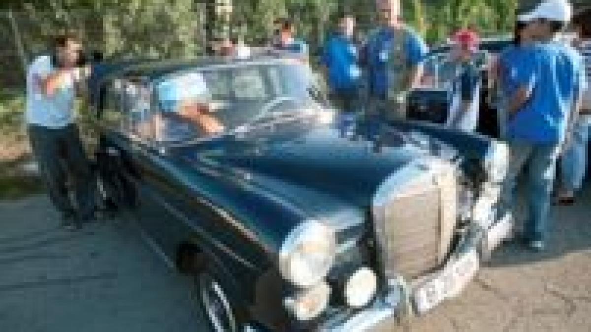 timisoara parada vehiculelor de epoca