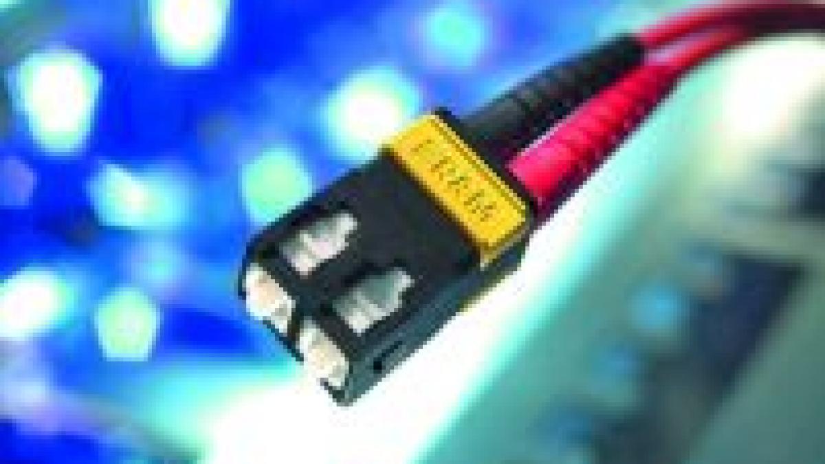 colaborare intre nokia siemens si intel