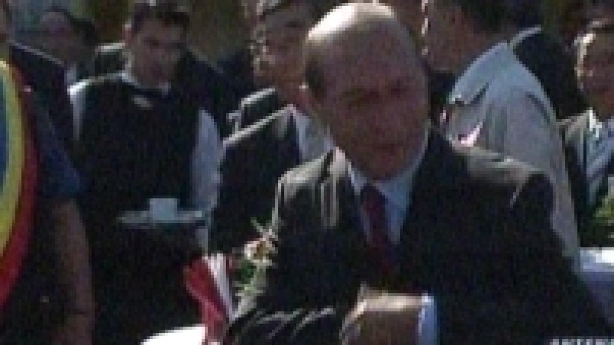 basescu catre o jurnalista a antenei 3 vin direct in birou la tine sa o facem video