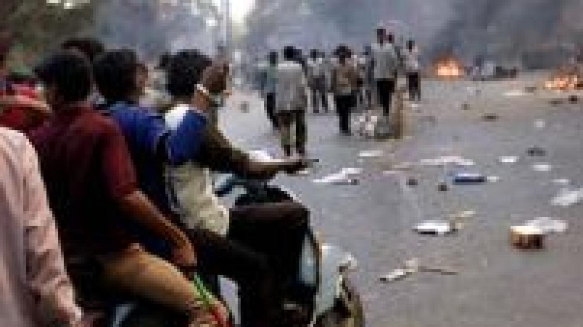 india explozie la cinematograf sase morti