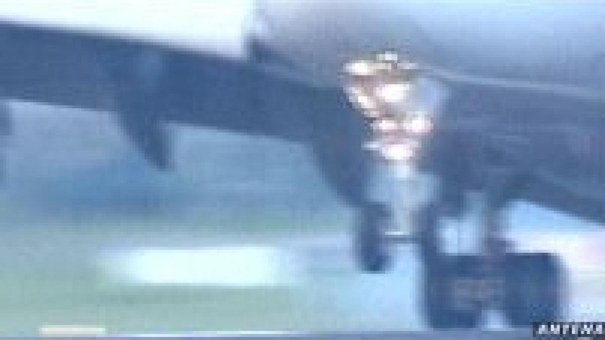 primul avion airbus 380 a ajuns in singapore