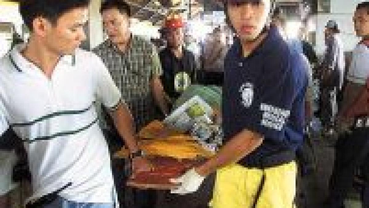 filipine trei persoane au murit intr o explozie in manila