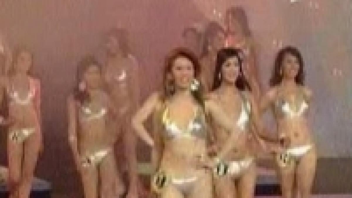 in filipine s a organizat un concurs de miss travesti video