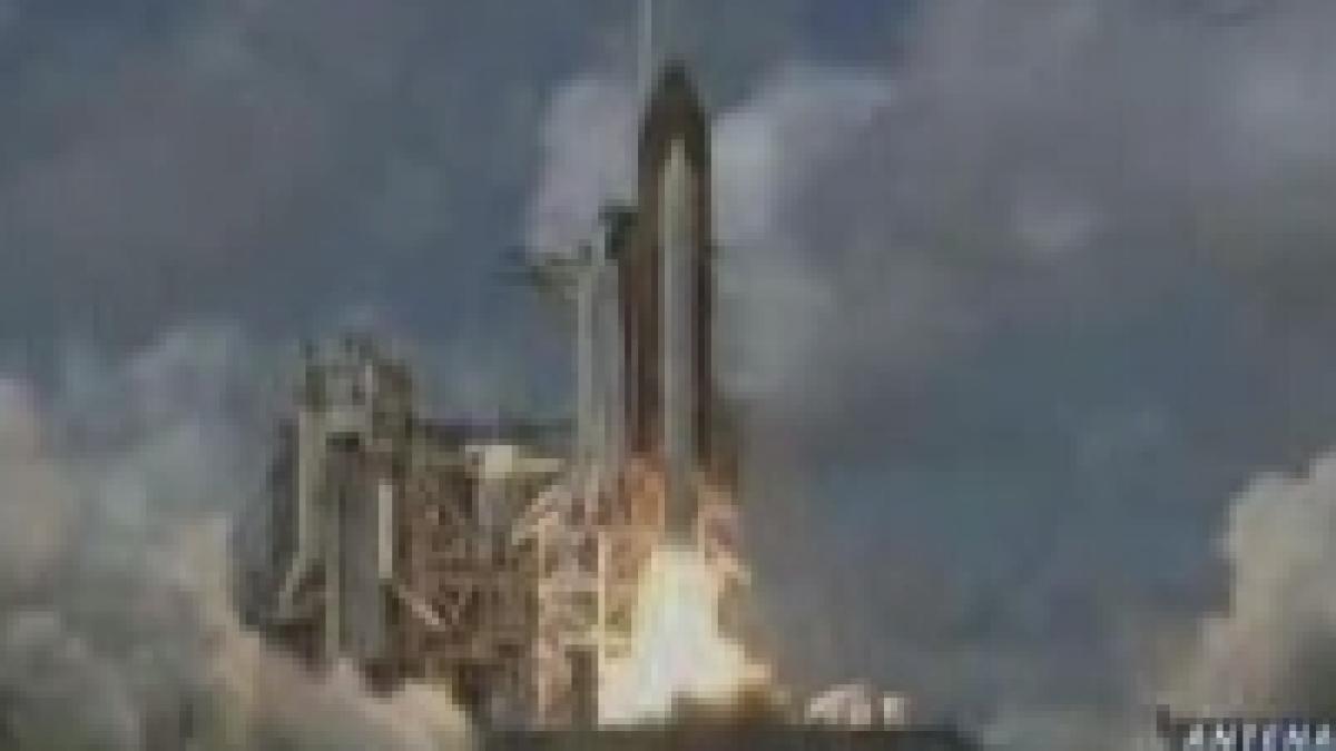 naveta discovery a fost lansata cu succes video