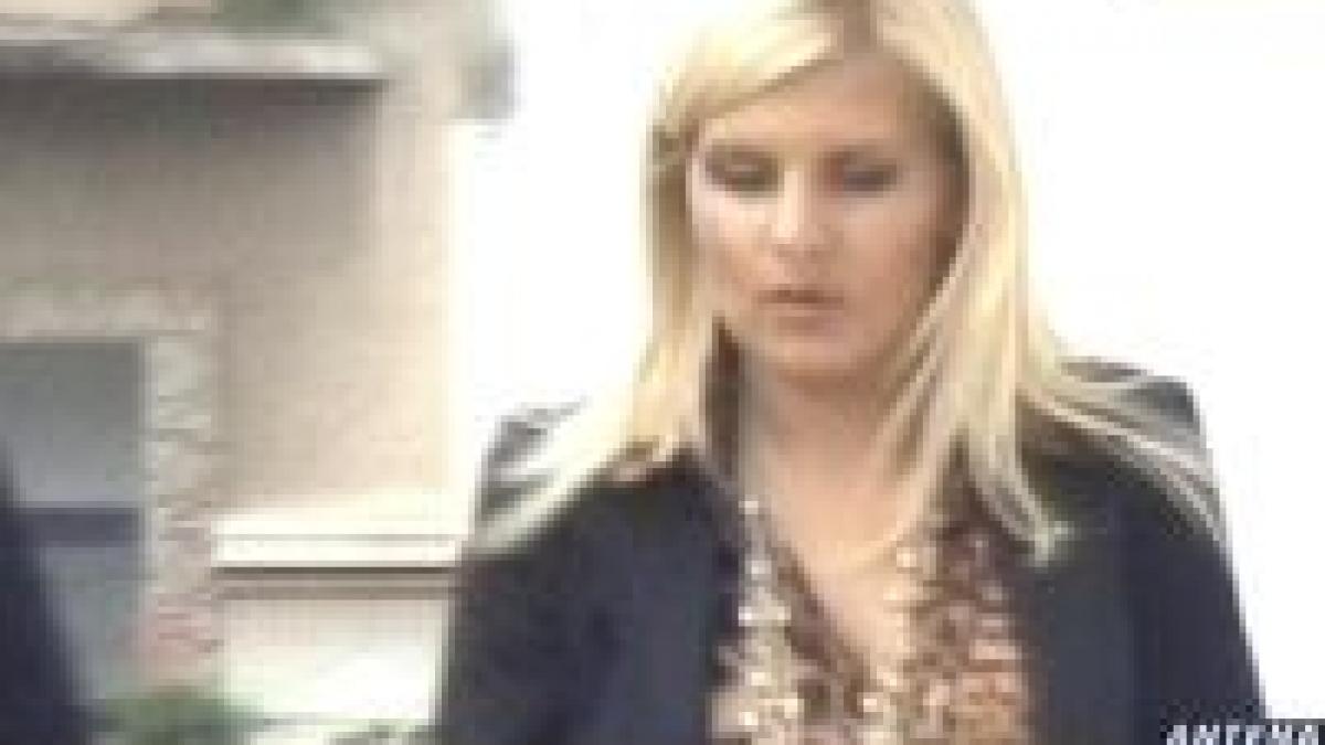 elena udrea este profesor de sisteme electorale