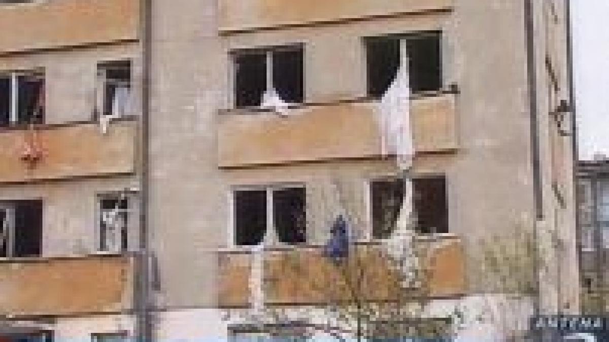 explozie puternica intr un bloc din hunedoara video