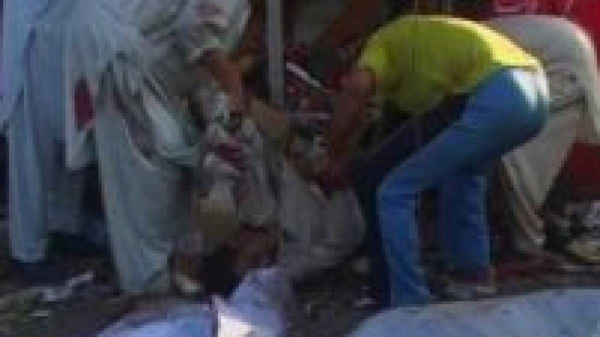 atac sinucigas in afganistan 90 de morti printre care 5 parlamentari