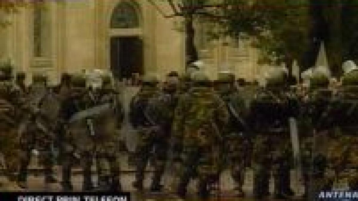 lupte de strada la tbilisi opozitia cere demisia presedintelui