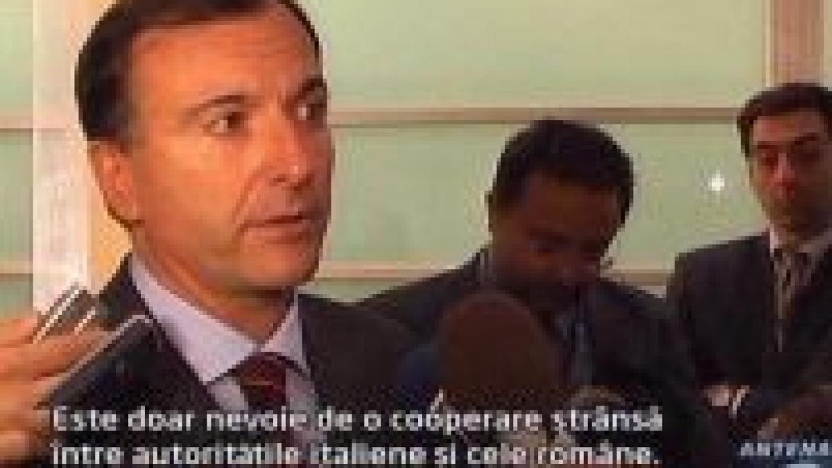 Imigranţii români din Italia îi aduc la aceeaşi masă pe Cristian David şi Franco Frattini