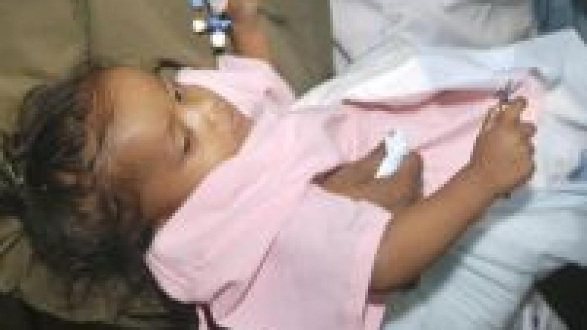 india fetita cu opt membre este in afara oricarui pericol galerie foto