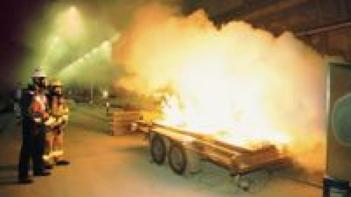 china 11 morti in urma unui incendiu izbucnit intr un bar